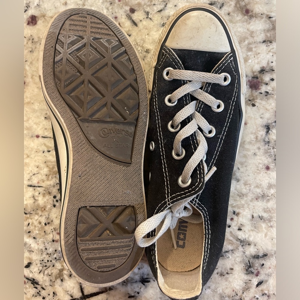 Women’s converse shoes